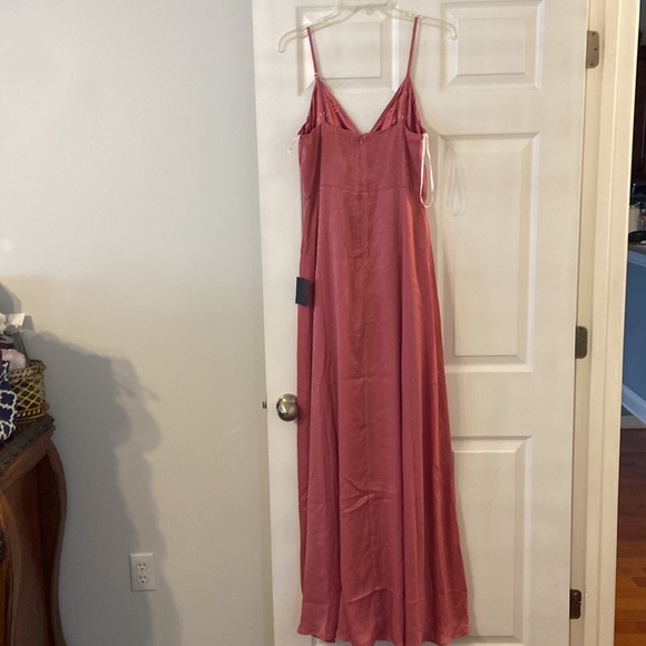 Lulus Dress length 57” bust 30” brand new with tag it is maxi dress and beautifu - Picture 8 of 17